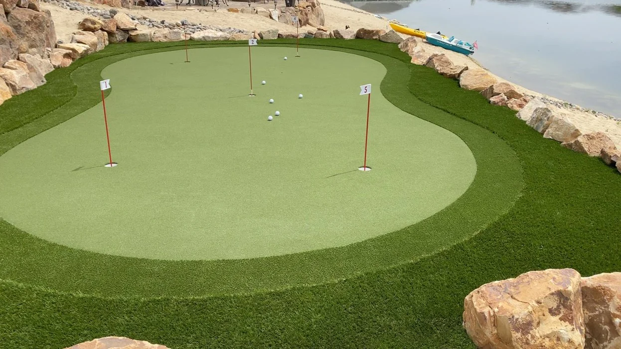 Artificial Turf Putting Green Construction
